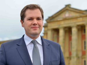 Supporting image for story: Housing Secretary Robert Jenrick defends delivering medicine to elderly parents' Midlands home