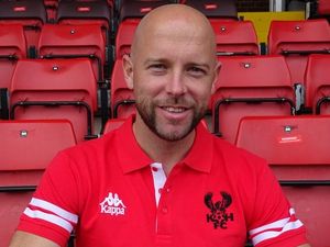Supporting image for story: James O'Connor signs for Kidderminster
