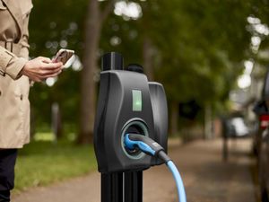 Supporting image for story: 500 more electric car charging points agreed for Shropshire