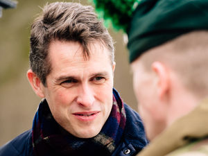 Supporting image for story: Armed forces 'understaffed', report says