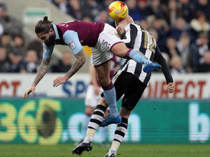 Supporting image for story: Henri Lansbury making a new plan at Aston Villa