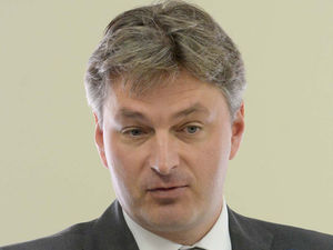 Supporting image for story: I’m confused about MP’s comments on upgrading A5