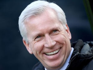 Supporting image for story: Alan Pardew closes in on West Brom job