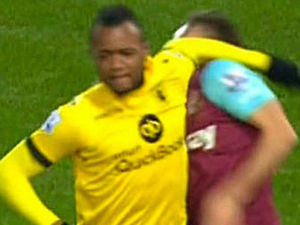 Supporting image for story: Devastated Jordan Ayew issues red card apology