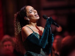 Supporting image for story: X Factor winner Leona Lewis to be made an OBE at Windsor Castle