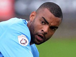 Supporting image for story: Walsall-born defender Curtis Tilt signs for Blackpool