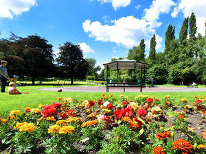 Supporting image for story: Three Walsall parks among best in UK