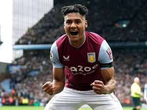 Supporting image for story: Ollie Watkins feels he cannot stop scoring at Aston Villa 