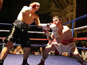 Supporting image for story: Joe Hughes retains his crown in Walsall
