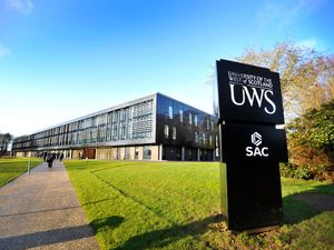 Supporting image for story: Strike ballot launched at university over proposed job cuts