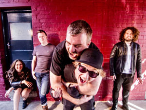 Supporting image for story: Reverend and The Makers to play Birmingham gig