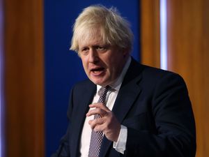 Supporting image for story: Johnson pledges to smash County Lines drugs gangs