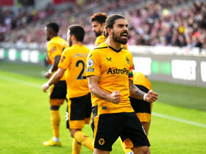 Supporting image for story: Dave Edwards: You can see and hear how much Wolves are hurting