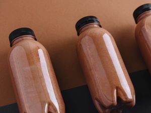 Supporting image for story: Milkshakes and lattes to come under sugar tax rules – Streeting