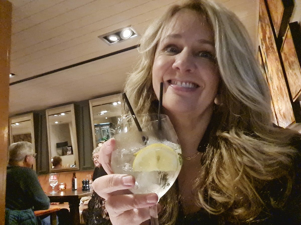 We discovered seriously good Saturday night spritzes and seriously good super green salads at a pub restaurant in Sutton Coldfield