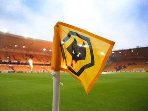 Supporting image for story: Tributes paid to former Wolves man Gwyn Jones