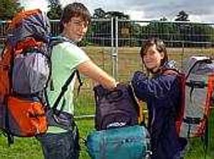 Supporting image for story: Early gates help V Festival traffic