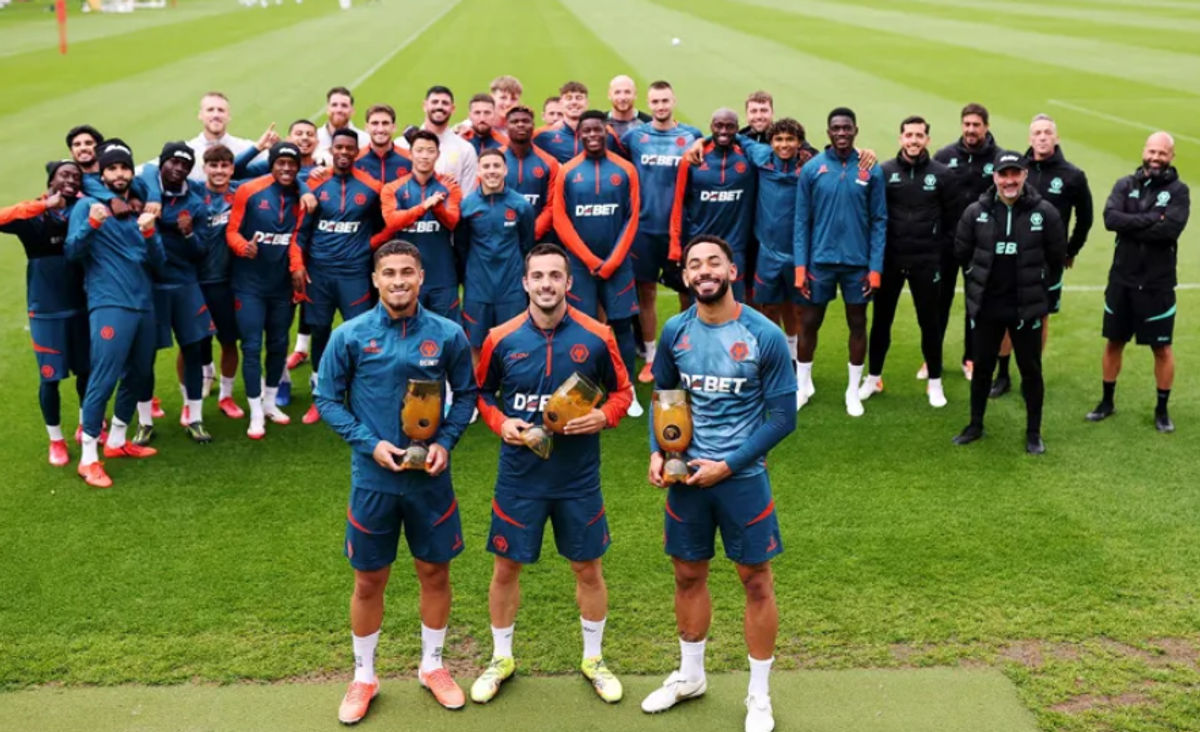 Wolves trio pick up coveted awards