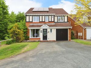 Supporting image for story: Smart and spacious home in Telford on the market for £380,000