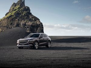 Supporting image for story: Genesis confirms details for new GV70