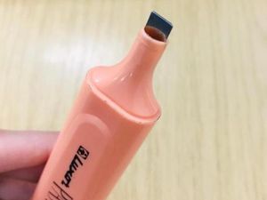 Supporting image for story: Highlighter seized from school pupil after it is adapted to become blade