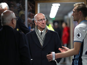 Supporting image for story: England and Man United legend Sir Bobby Charlton dies aged 86