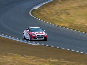 Supporting image for story: Autonomous car learns from its mistakes