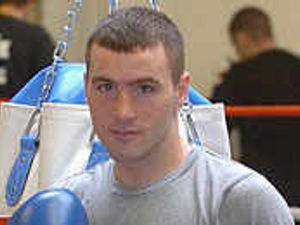 Supporting image for story: Glover ready to follow James' lead