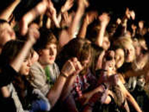 Supporting image for story: Tour sends Shockwaves through fans