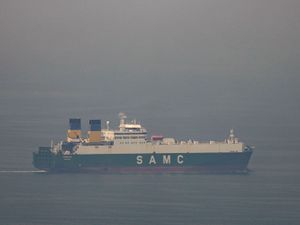 Supporting image for story: Starmer says UK working with allies on ‘viable plan’ to open Strait of Hormuz