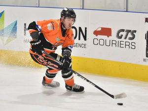 Supporting image for story: Telford Tigers edged out as Pirates plunder win 