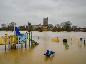 Supporting image for story: Ice warnings in place as temperatures fall after heavy rain