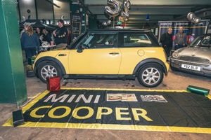 Credit: Ian Knight (z70photo)