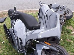Supporting image for story: Rider flees from scene after motorbike crash in Donnington