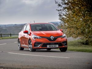 Supporting image for story: UK Drive: The Renault Clio E-Tech brings hybrid power to this cool supermini
