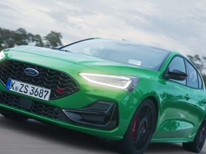 Supporting image for story: Ford’s Focus ST gains new Track Pack option