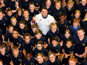 Supporting image for story: Olympic star Kristian Thomas has pupils flipping out - PICTURES and VIDEO