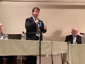 Supporting image for story: Coronavirus: Mid Wales MPs warns holidaymakers to stay away