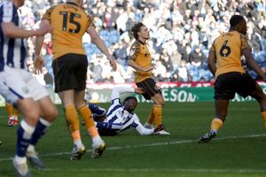 EDITORIAL USE ONLY. No use with unauthorized audio, video, data, fixture lists, club/league logos or 'live' services. Online in-match use limited to 120 images, no video emulation. No use in betting, games or single club/league/player publications