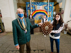 Supporting image for story: Floral competition goes ahead in style
