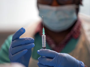 Supporting image for story: More than 2.5 million Covid jabs given across Black Country and West Birmingham with roll-out continuing