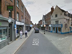 Supporting image for story: Shrewsbury town centre roads back open after crash