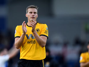 Supporting image for story: Wolves' Ryan Bennett: "We'll stick to our beliefs"