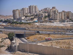 Supporting image for story: UK summons Israeli ambassador over West Bank settlement plan