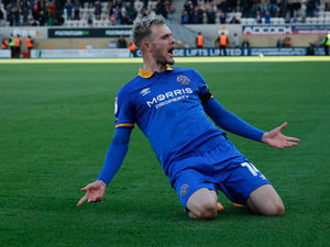 Supporting image for story: Cambridge United 1 Shrewsbury Town 1 - Report