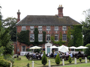 Supporting image for story: Shropshire's Mytton and Mermaid gives pubs chain its best ever start for a new opening