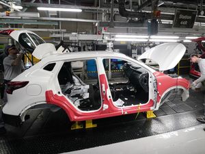 Supporting image for story: UK car production increases by 10 per cent in April