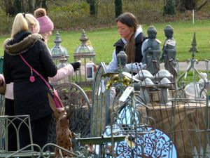 lovely garden accessories available for those finishing touches to your garden display