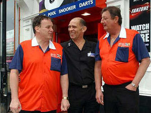 Supporting image for story: Bristow and Deller wow city bar