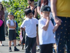 Supporting image for story: Half of primary schools in England reopen to more pupils